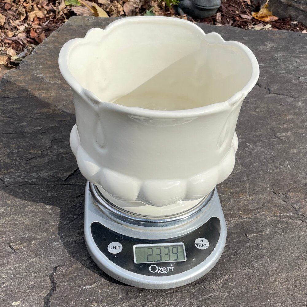 Awesome Vintage Haeger White Ceramic Art Deco Planter - Picture 11 of 11
